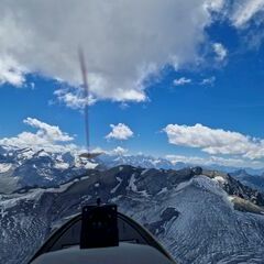 Flugwegposition um 12:59:47: Aufgenommen in der Nähe von Bezirk Hérens, Schweiz in 3286 Meter